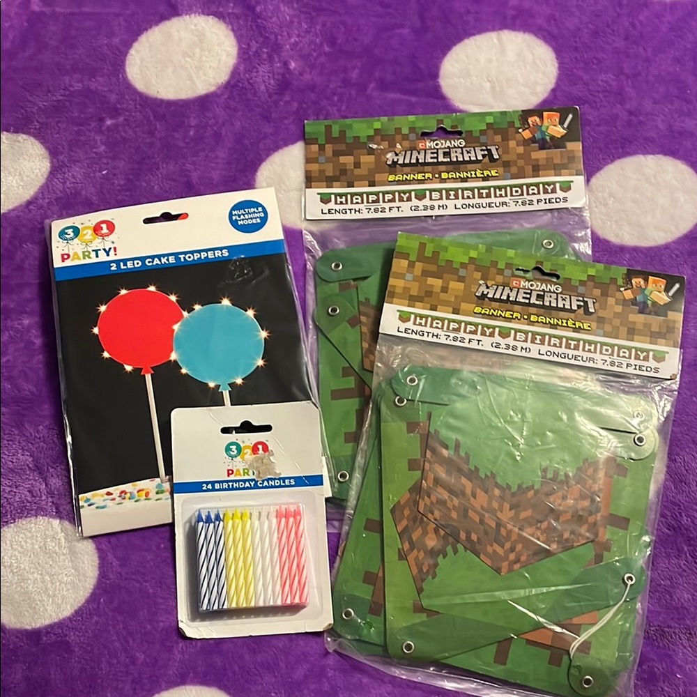 New~2 Minecraft Party Banners, Set with LED Cake Toppers, and candles